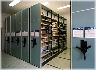 Posuvn� reg�ly pro archivy