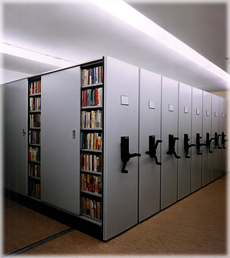 Posuvn� reg�ly pro archivy